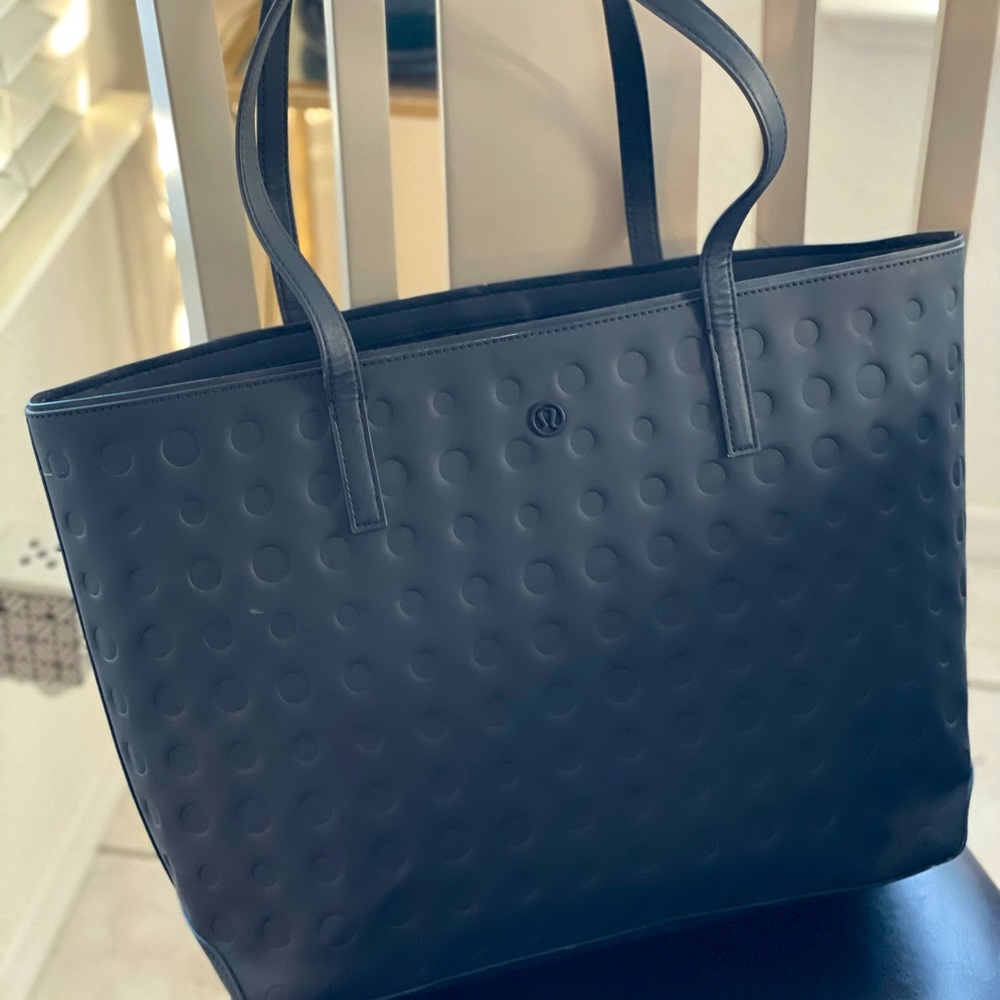 Large Lululemon Laptop Tote